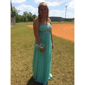 B. Darlin | Formal Dress